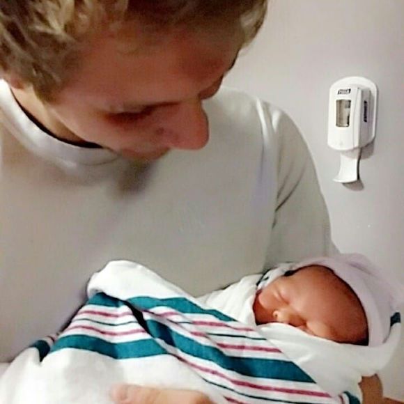 Meet your Posher, Dartanian - Picture 1 of 1